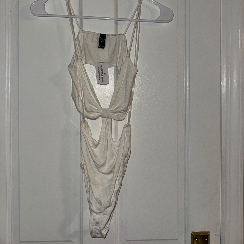 Off white bodysuit